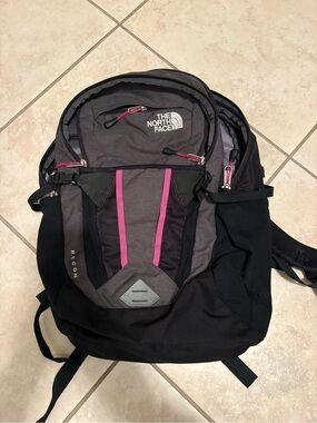 lululemon dash all day bucket bag 6.5L (White) Fashion Wilderness Supply - The Color:BLUEBERRY ATT|Colour|Yellow